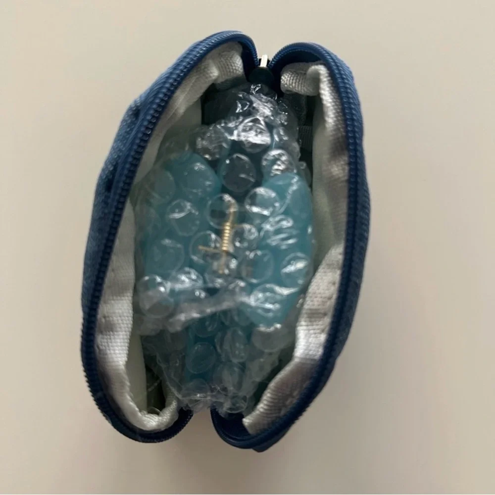 Parke Claw Clip Sky NWT - Picture 8 of 9